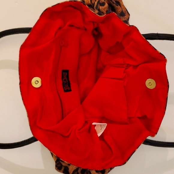 BRASH Purse Animal Print Contrasting Red 11"x14" - Picture 4 of 5